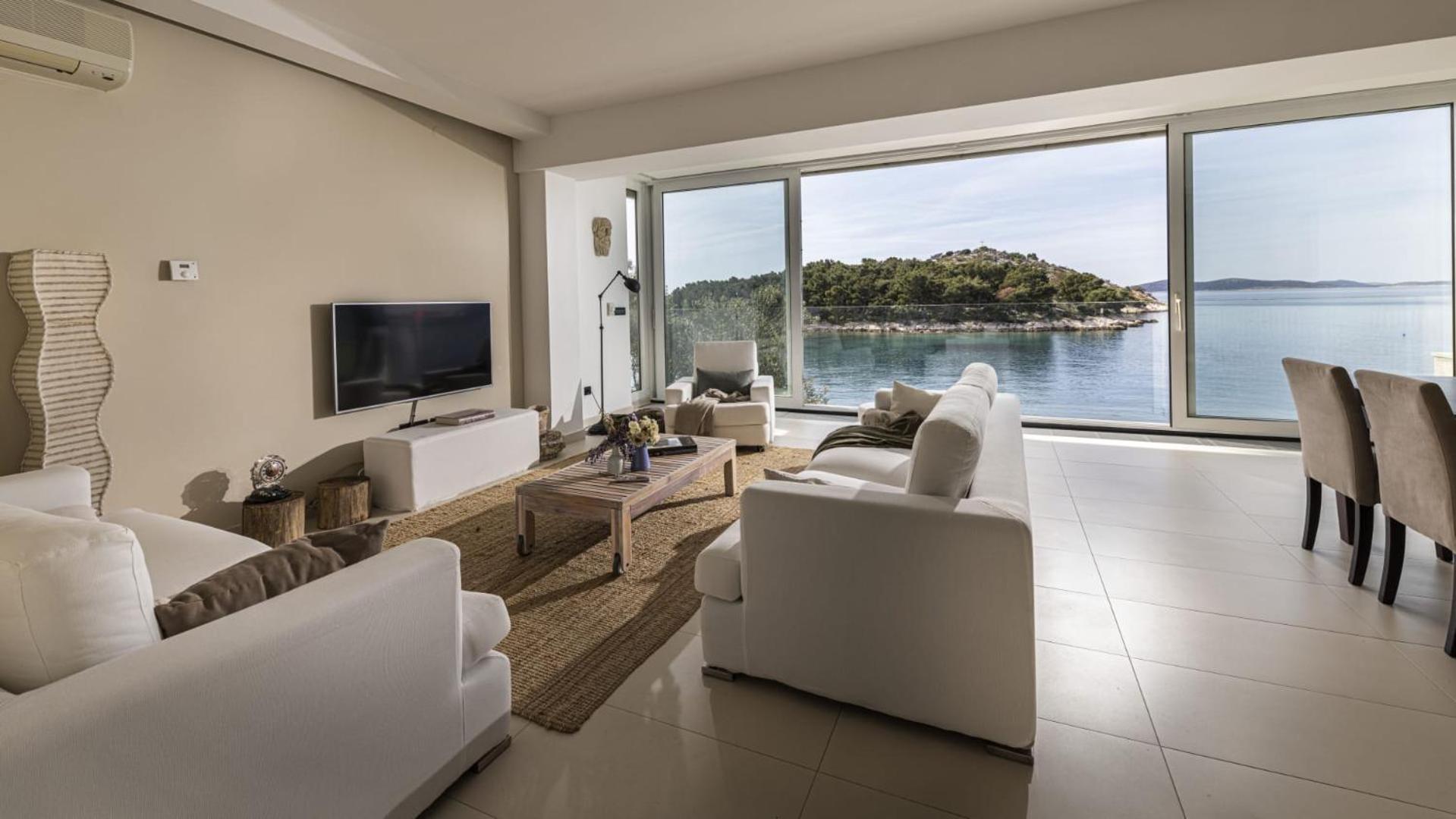 Beachfront villa Tribunj Tribalj Exteriör bild