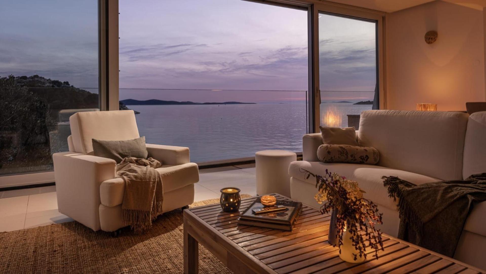 Beachfront villa Tribunj Tribalj Exteriör bild